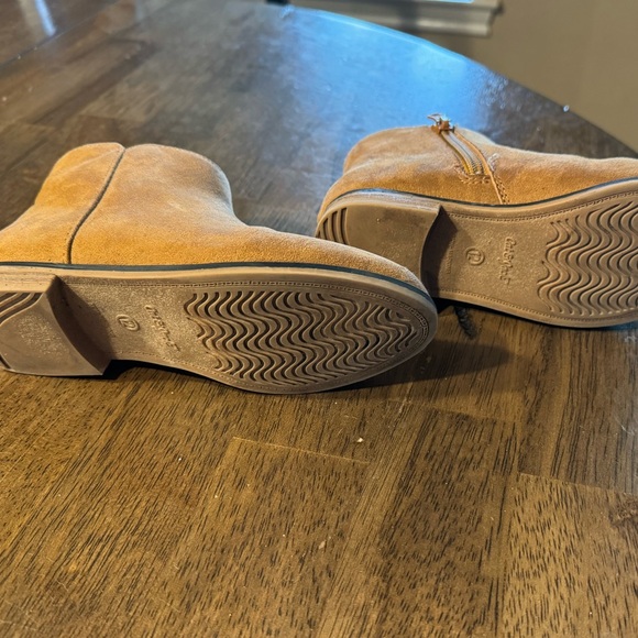 Little Girl Brown Suede Ankle Boot Cat and Jack Size 12 - Picture 3 of 3